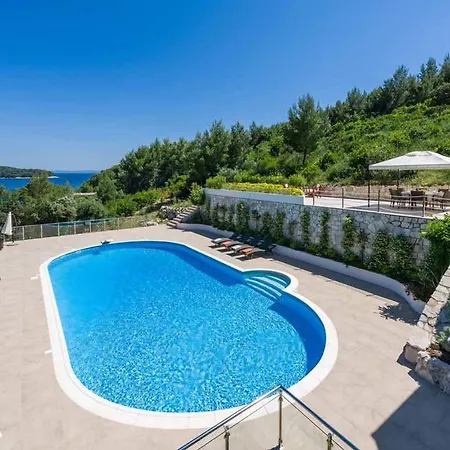 Seafront Zaglav On Island Korcula, Private Pool, Parking,bbq Villa