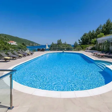 Seafront Zaglav On Island Korcula, Private Pool, Parking,bbq *
