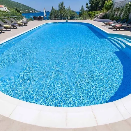 Seafront Zaglav On Island Korcula, Private Pool, Parking,bbq ヴィラ