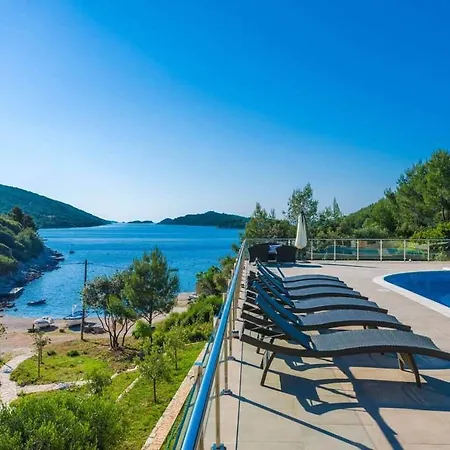 Seafront Zaglav On Island Korcula, Private Pool, Parking,bbq Villa